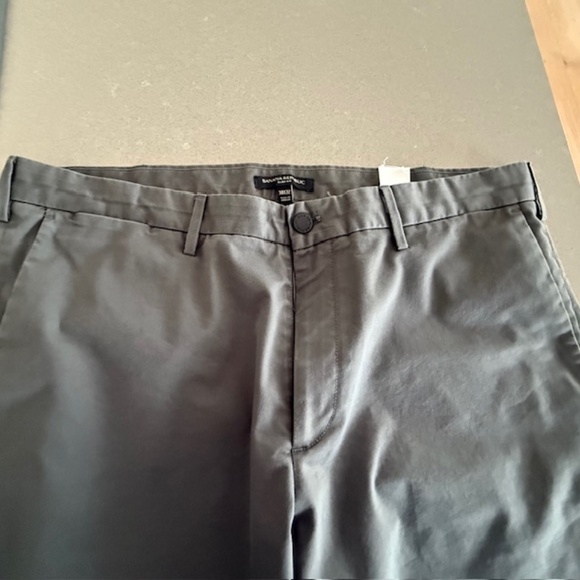 Banana Republic 2 Pants Mens 38x32 Gray Chino Slim Fit Comfort Casual - Picture 6 of 9
